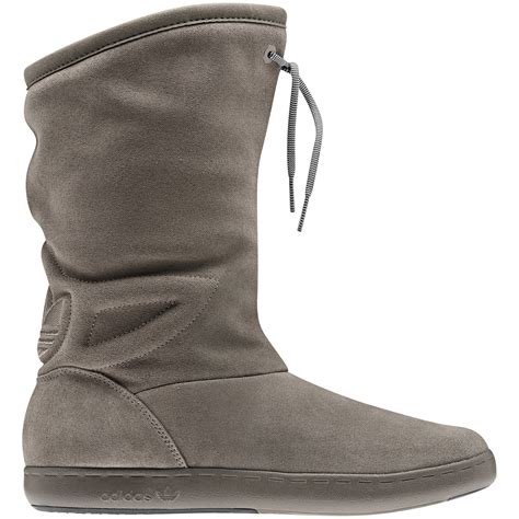 adidas damen boots winterstiefel attitude hallo winter beige|Adidas Winterschuhe für mollig.